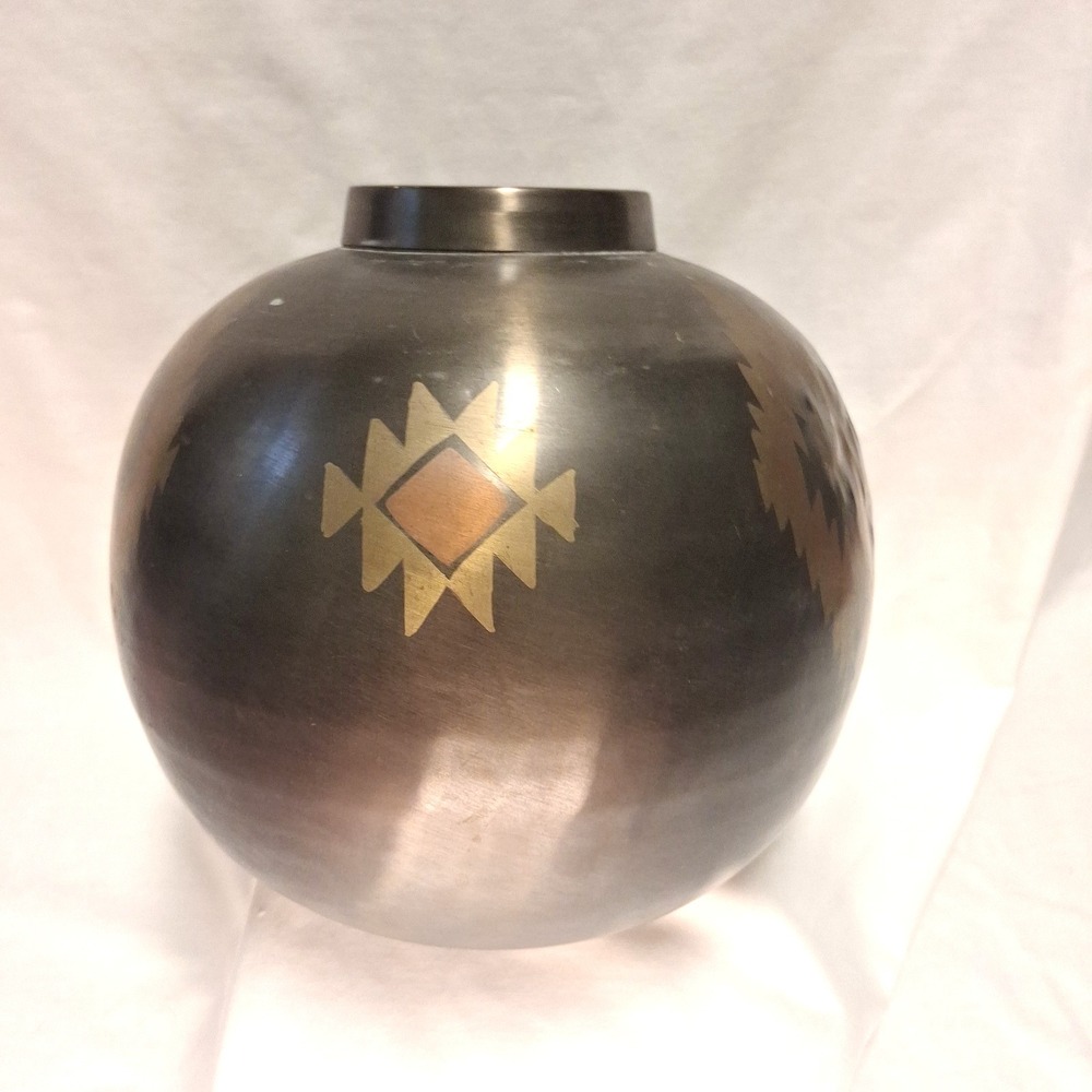 11.5" x 10.75" Vintage MCM Brass Art Ware Vase AMC NY Boho Geometric Southwest - Picture 5 of 16